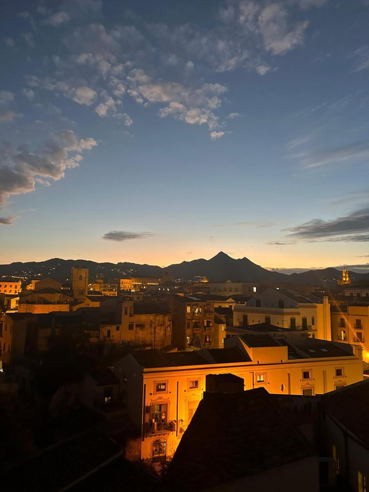La Terrazza Di Palermo Apartamento Exterior foto