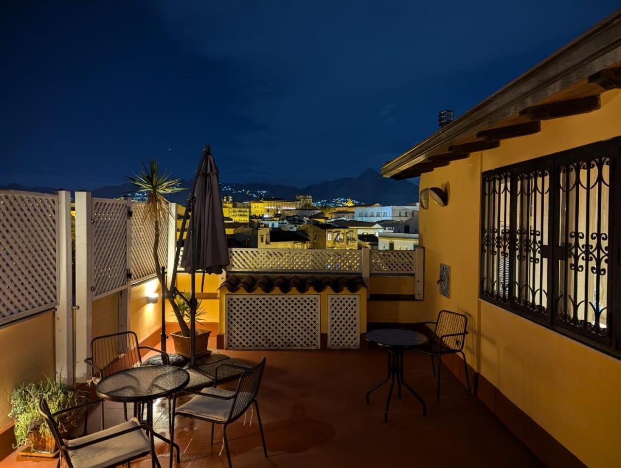 La Terrazza Di Palermo Apartamento Exterior foto